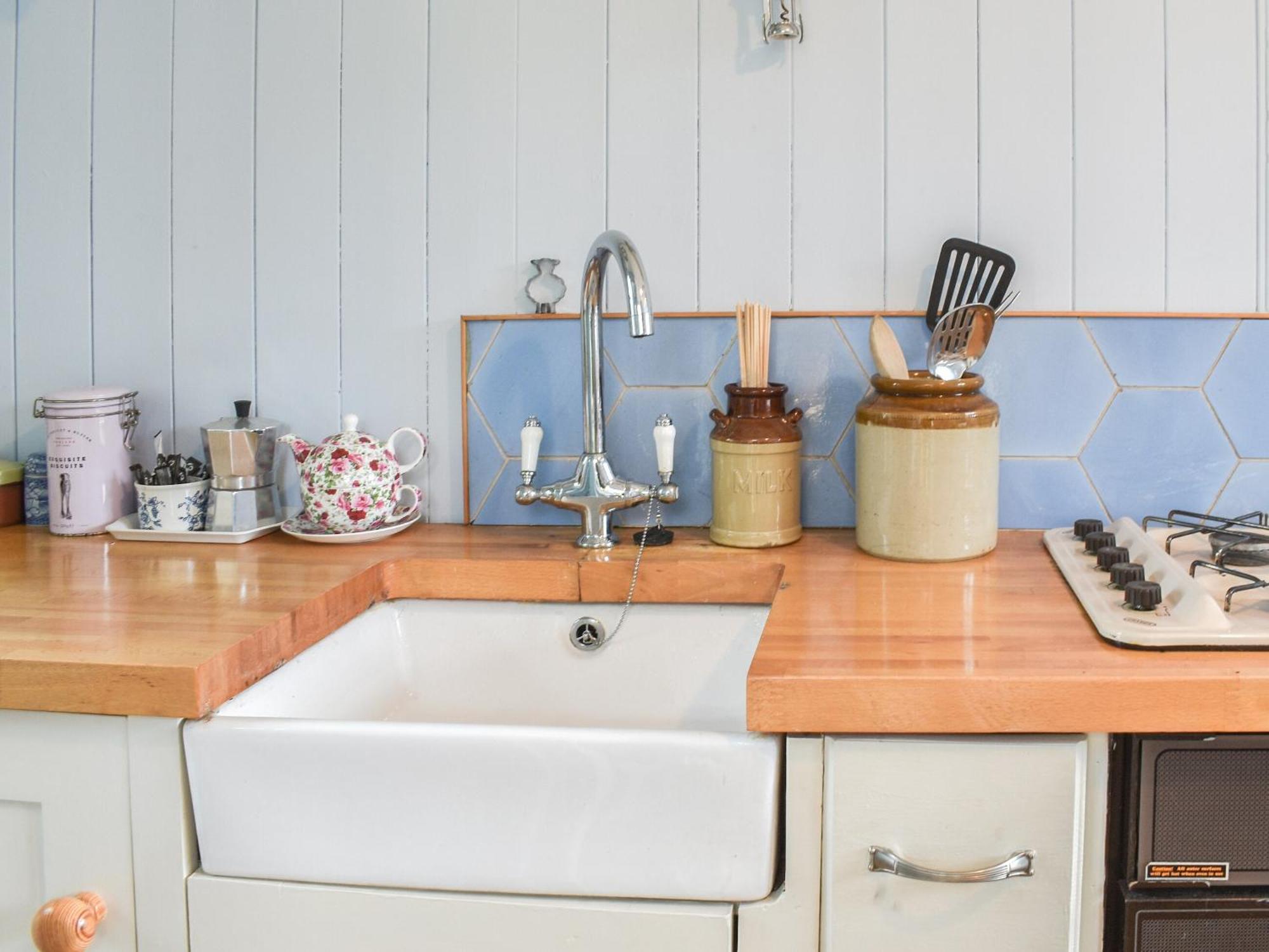 Farmhouse Garden Shepherds Hut Thursley ภายนอก รูปภาพ