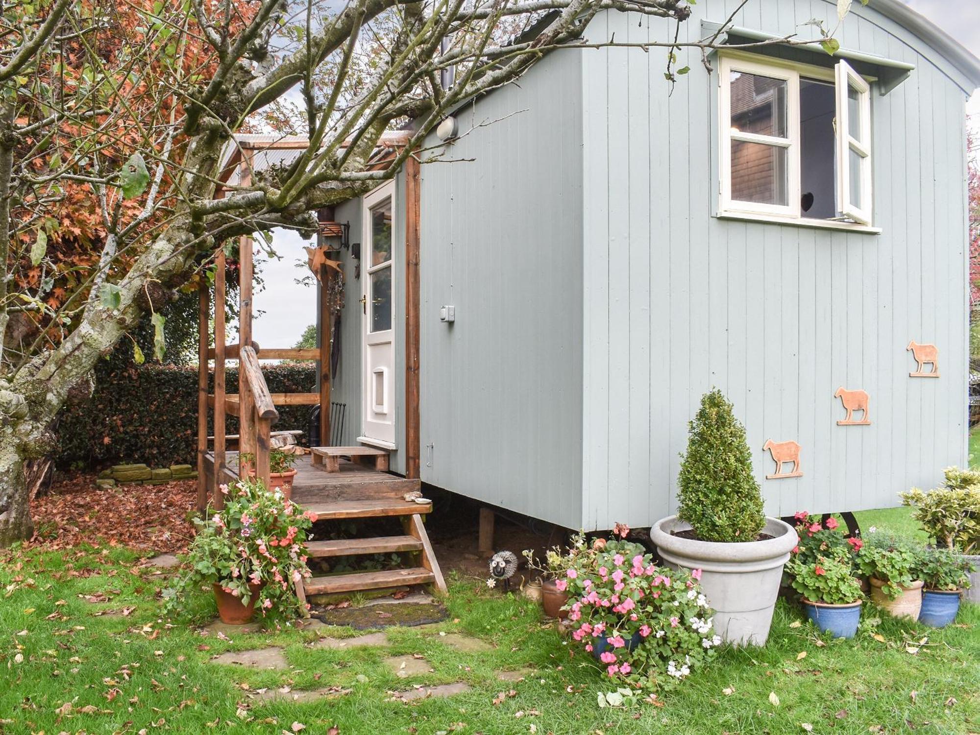 Farmhouse Garden Shepherds Hut Thursley ภายนอก รูปภาพ